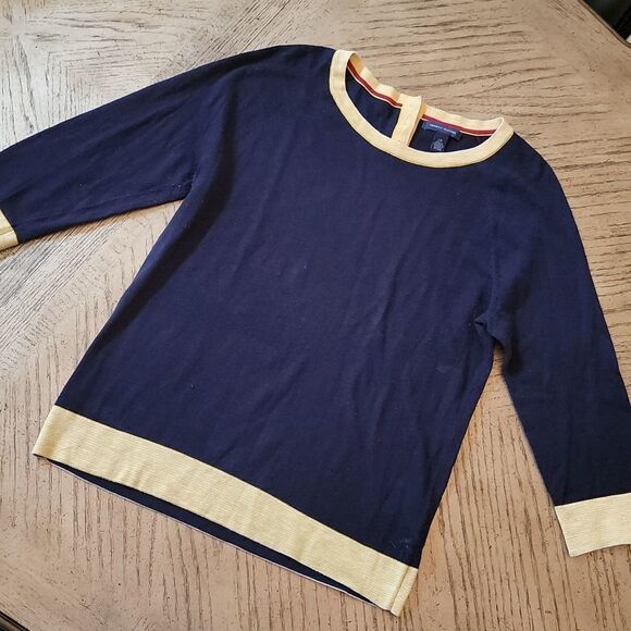 Tommy Hilfiger size L navy top 💙💛 - Picture 9 of 9